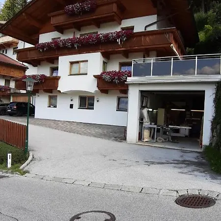Floerl Apartment Zell am Ziller